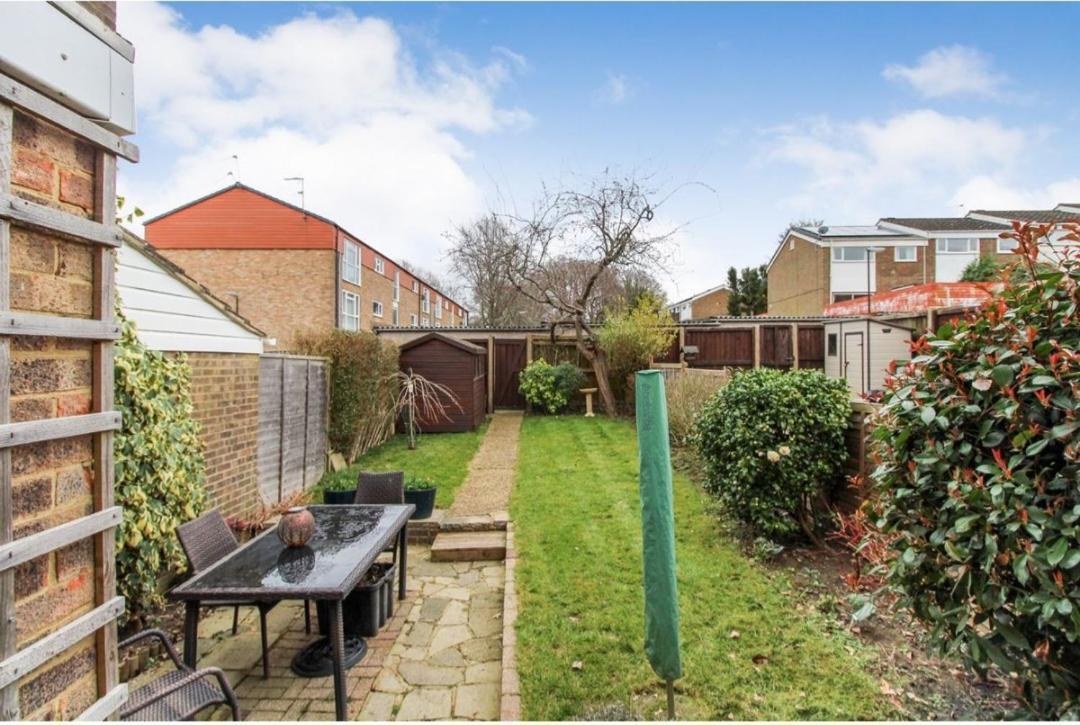 Double Room In Crawley,Gatwick,West Sussex Ifield Exteriér fotografie